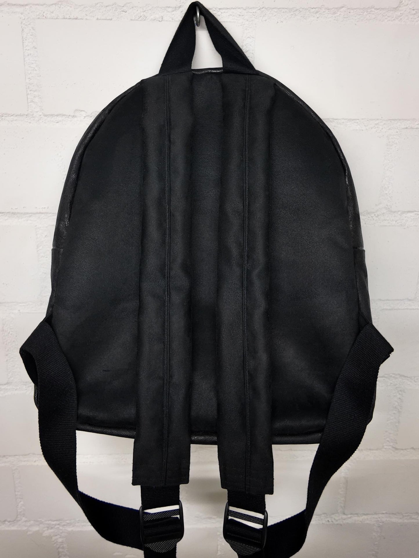 SCREW BACKPACK