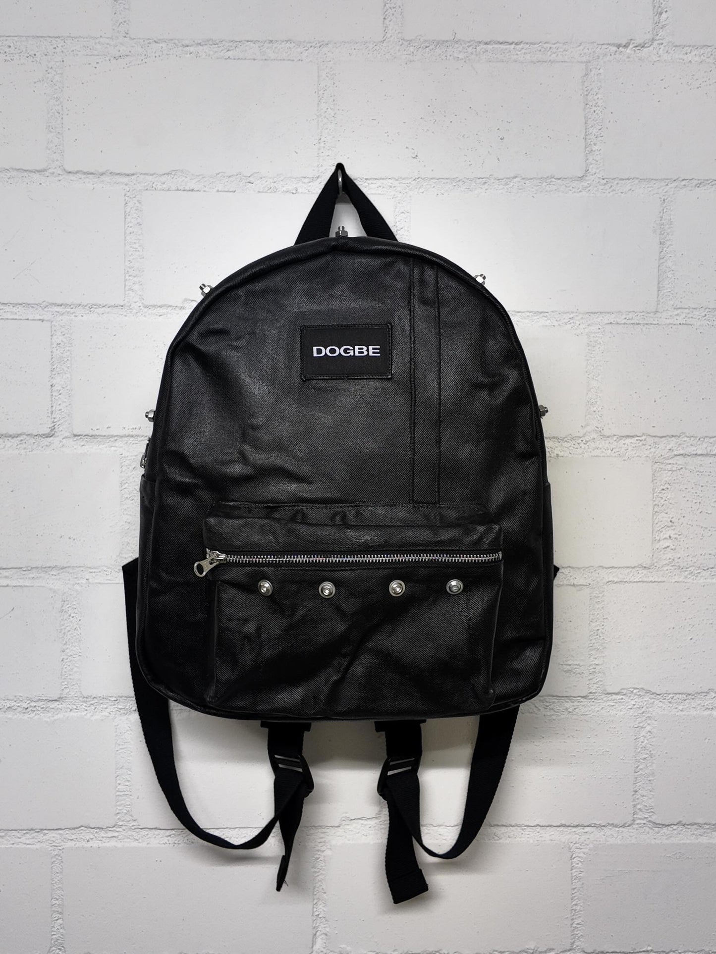 SCREW BACKPACK